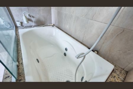 Casa à venda com 150m², 3 quartos e 1 vagaBanheiro - Quarto 3 - 2° andar - suíte 