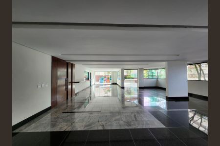 Apartamento à venda com 177m², 4 quartos e 4 vagasSalão de festas 