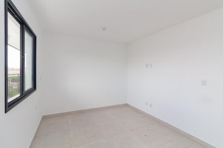 Sala de apartamento para alugar com 2 quartos, 43m² em Itaquera, São Paulo