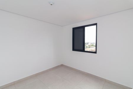 Quarto 2 de apartamento para alugar com 2 quartos, 43m² em Itaquera, São Paulo