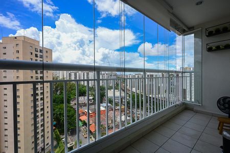 Varanda de apartamento à venda com 3 quartos, 68m² em Vila Andrade, São Paulo