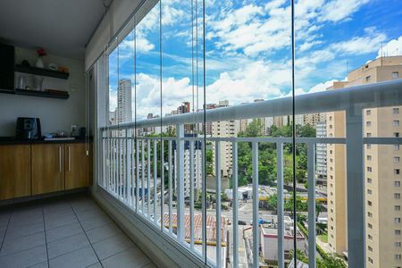 Varanda de apartamento à venda com 3 quartos, 68m² em Vila Andrade, São Paulo