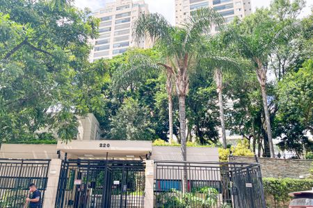 Apartamento à venda com 117m², 3 quartos e 2 vagasFachada