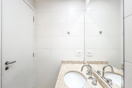 Apartamento à venda com 117m², 3 quartos e 2 vagasBanheiro da Suíte 3