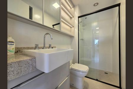 Apartamento para alugar com 38m², 1 quarto e sem vaga Apartamento para alugar com 38m², 1 quarto e sem vagaBanheiro