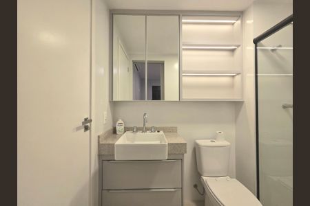 Apartamento para alugar com 38m², 1 quarto e sem vaga Apartamento para alugar com 38m², 1 quarto e sem vagaBanheiro