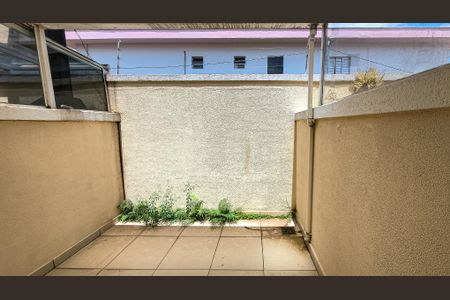 Casa de condomínio à venda com 72m², 2 quartos e 1 vaga Casa de condomínio à venda com 72m², 2 quartos e 1 vagaÁrea de Serviço