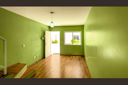 Sala de casa de condomínio à venda com 2 quartos, 72m² em Jardim Anhanguera, São Paulo