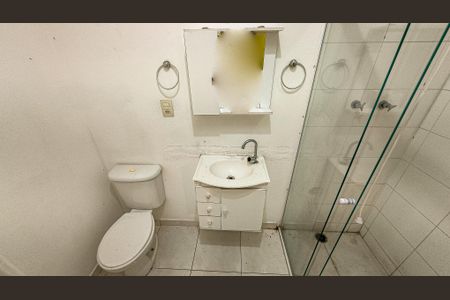 Casa de condomínio à venda com 72m², 2 quartos e 1 vaga Casa de condomínio à venda com 72m², 2 quartos e 1 vagaBanheiro