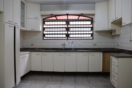 Casa para alugar com 250m², 3 quartos e 4 vagasCozinha