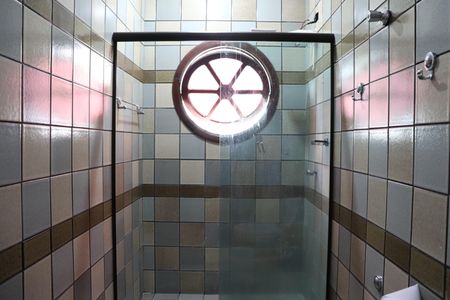 Casa para alugar com 250m², 3 quartos e 4 vagasBanheiro Social