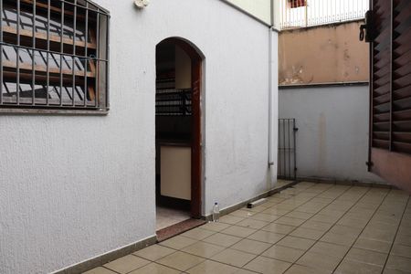 Casa para alugar com 250m², 3 quartos e 4 vagasQuintal