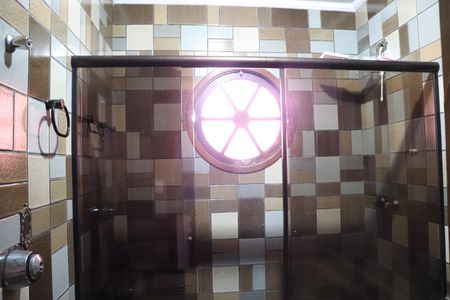 Casa para alugar com 250m², 3 quartos e 4 vagasBanheiro da Suíte