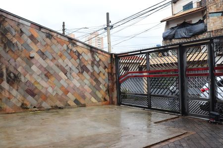 Casa para alugar com 250m², 3 quartos e 4 vagasEntrada