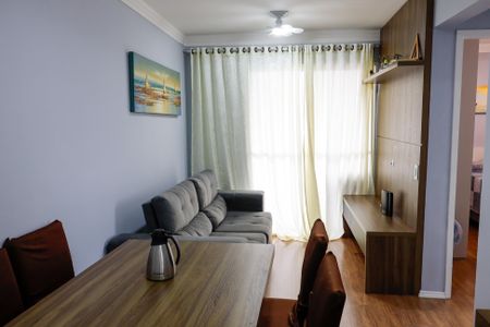 sala de apartamento para alugar com 2 quartos, 49m² em Jardim Roberto, Osasco