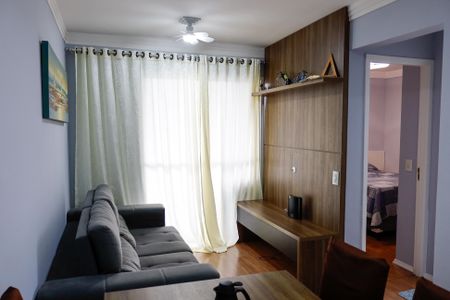 sala de apartamento para alugar com 2 quartos, 49m² em Jardim Roberto, Osasco