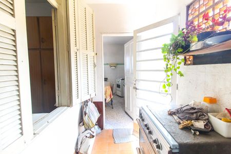 Casa à venda com 80m², 2 quartos e 6 vagas Casa à venda com 80m², 2 quartos e 6 vagasÁrea de Serviço