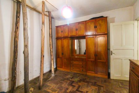 Casa à venda com 80m², 2 quartos e 6 vagas Casa à venda com 80m², 2 quartos e 6 vagasQuarto 2