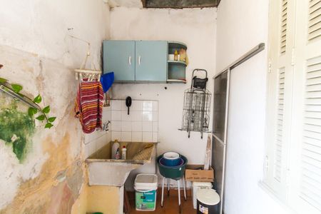 Casa à venda com 80m², 2 quartos e 6 vagas Casa à venda com 80m², 2 quartos e 6 vagasÁrea de Serviço