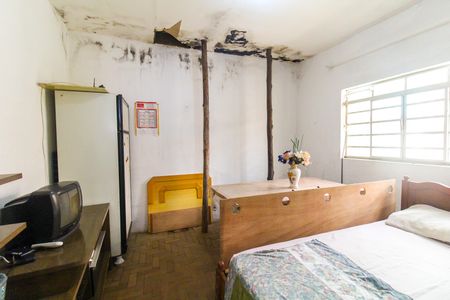 Casa à venda com 80m², 2 quartos e 6 vagas Casa à venda com 80m², 2 quartos e 6 vagasQuarto 1