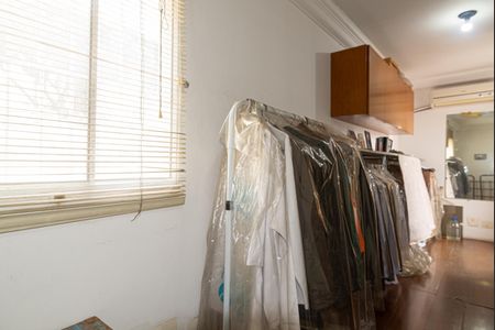 Casa à venda com 232m², 3 quartos e 2 vagas Casa à venda com 232m², 3 quartos e 2 vagasQuarto 1