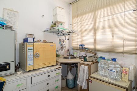 Casa à venda com 232m², 3 quartos e 2 vagas Casa à venda com 232m², 3 quartos e 2 vagasEscritório (consultório)