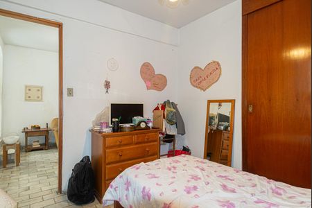 Casa à venda com 232m², 3 quartos e 2 vagas Casa à venda com 232m², 3 quartos e 2 vagasQuarto 2