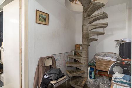 Casa à venda com 232m², 3 quartos e 2 vagas Casa à venda com 232m², 3 quartos e 2 vagasCorredor