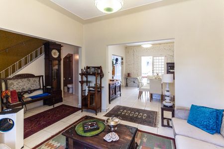 Casa de condomínio à venda com 200m², 4 quartos e 3 vagasSala