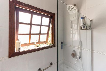 Casa de condomínio à venda com 200m², 4 quartos e 3 vagasSuíte 1