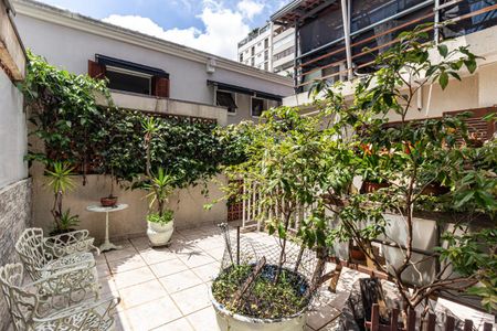 Casa de condomínio à venda com 200m², 4 quartos e 3 vagasGarden Superior