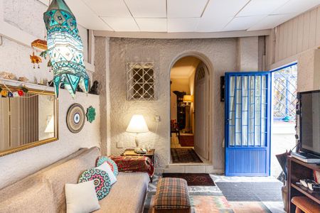 Casa de condomínio à venda com 200m², 4 quartos e 3 vagasSala 2