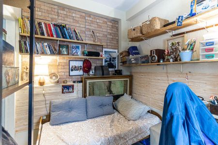 Casa de condomínio à venda com 200m², 4 quartos e 3 vagasSuíte 4