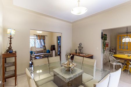 Casa de condomínio à venda com 200m², 4 quartos e 3 vagasSala de Jantar