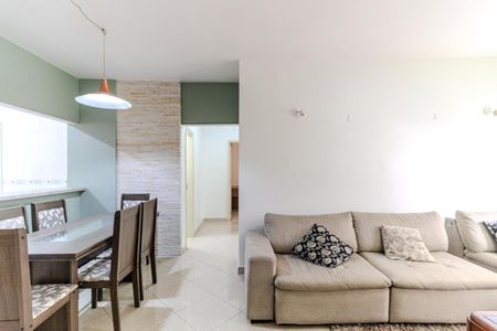 Apartamento à venda com 89m², 2 quartos e 1 vaga Apartamento à venda com 89m², 2 quartos e 1 vagaSala