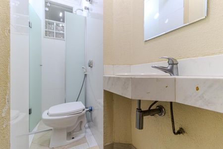 Apartamento à venda com 89m², 2 quartos e 1 vaga Apartamento à venda com 89m², 2 quartos e 1 vagaBanheiro Social