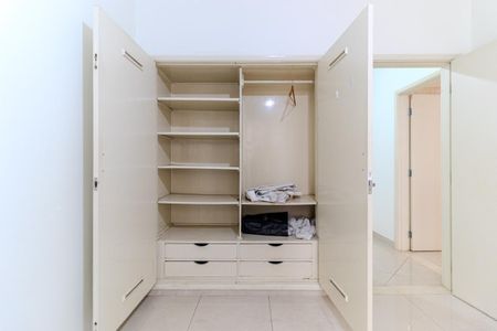 Apartamento à venda com 89m², 2 quartos e 1 vaga Apartamento à venda com 89m², 2 quartos e 1 vagaQuarto