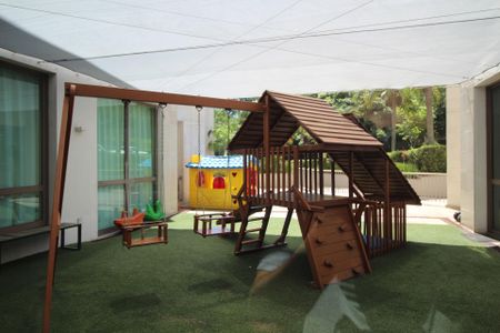 Apartamento à venda com 131m², 4 quartos e 2 vagasÁrea comum - Playground