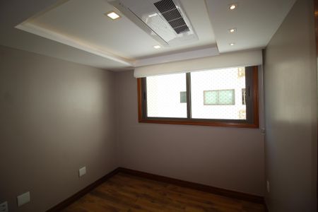 Quarto 1 de apartamento à venda com 4 quartos, 131m² em Três Figueiras, Porto Alegre