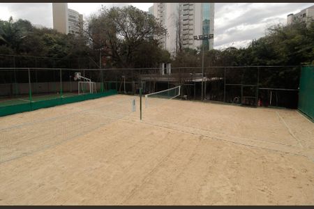 Apartamento à venda com 131m², 4 quartos e 2 vagas Apartamento à venda com 131m², 4 quartos e 2 vagasQuadra Esportiva