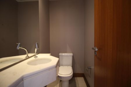 Apartamento à venda com 131m², 4 quartos e 2 vagasLavabo