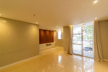 Sala de apartamento para alugar com 2 quartos, 70m² em Jardim Prudência, São Paulo