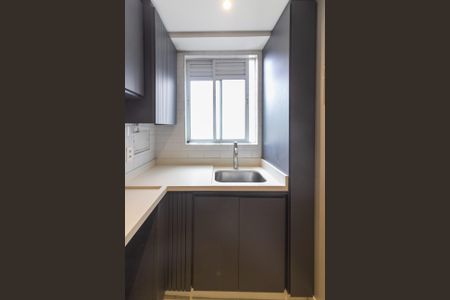 Apartamento para alugar com 70m², 2 quartos e 1 vagaÁrea de Serviço