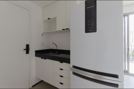Cozinha de apartamento para alugar com 1 quarto, 25m² em Vila Mariana, São Paulo