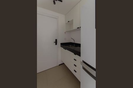 Cozinha de apartamento para alugar com 1 quarto, 25m² em Vila Mariana, São Paulo