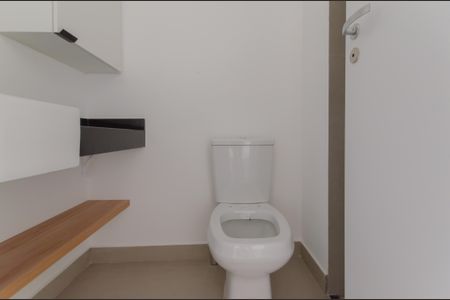 Banheiro de apartamento para alugar com 1 quarto, 25m² em Vila Mariana, São Paulo