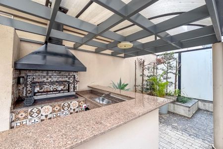 Apartamento à venda com 58m², 2 quartos e 1 vagaChurrasqueira