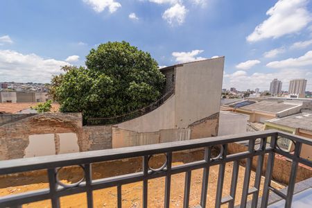 Casa de condomínio à venda com 115m², 2 quartos e 2 vagasVaranda do Quarto 2