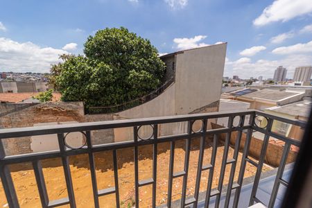 Casa de condomínio à venda com 115m², 2 quartos e 2 vagasVaranda do Quarto 2