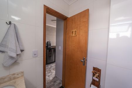 Casa de condomínio à venda com 115m², 2 quartos e 2 vagasBanheiro da Área gourmet